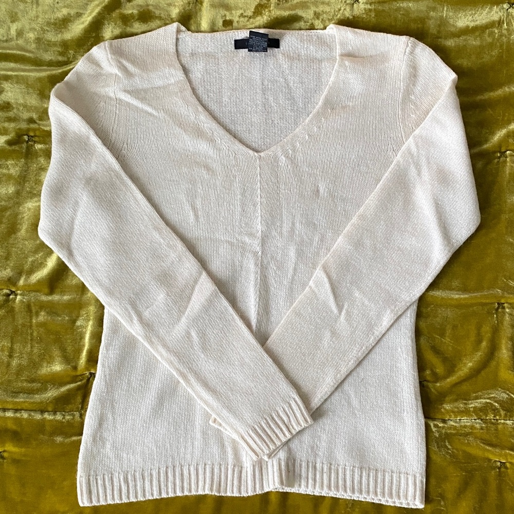 The Limited Elegant Vintage Cream V-Neck Sweater